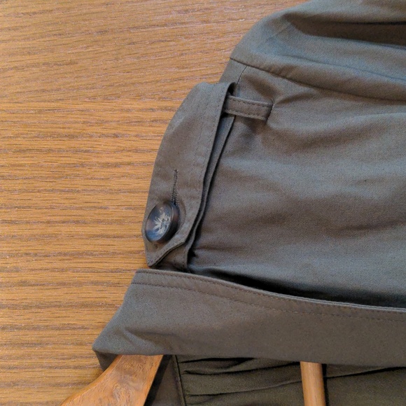 Lightweight Green Jacket - Picture 7 of 7